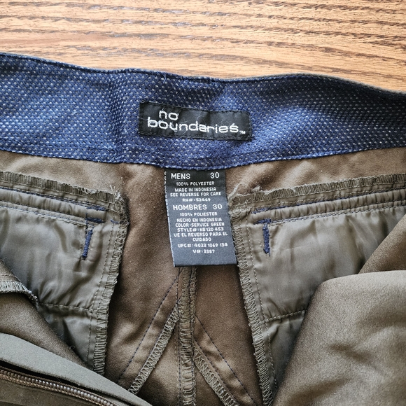 Men's Green Cargo Pockets Size 30 Waist Shorts Hiking Outdoor Casual Lightweight - Picture 3 of 5